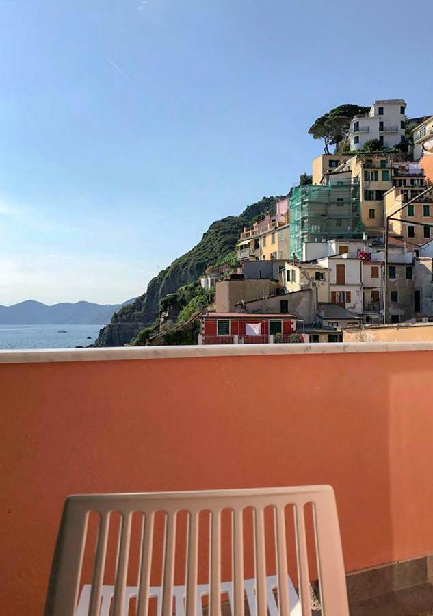 Ai Pesci Room Rental Riomaggiore Exterior photo