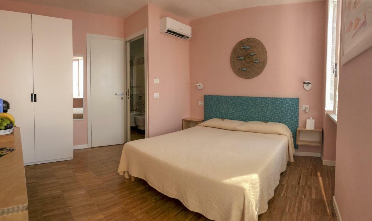 Ai Pesci Room Rental Riomaggiore Exterior photo